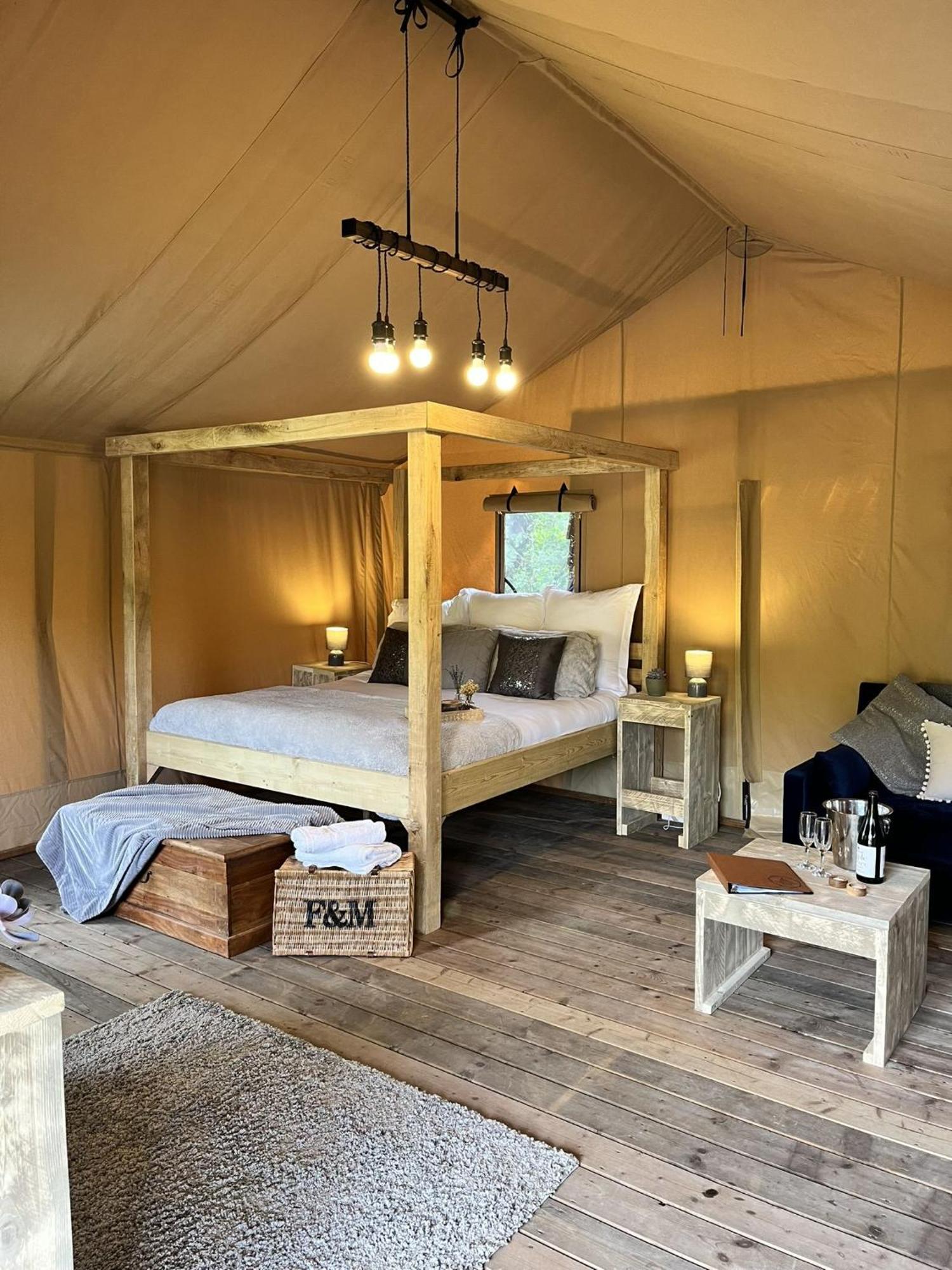Teal Safari Tent Droitwich Exterior foto